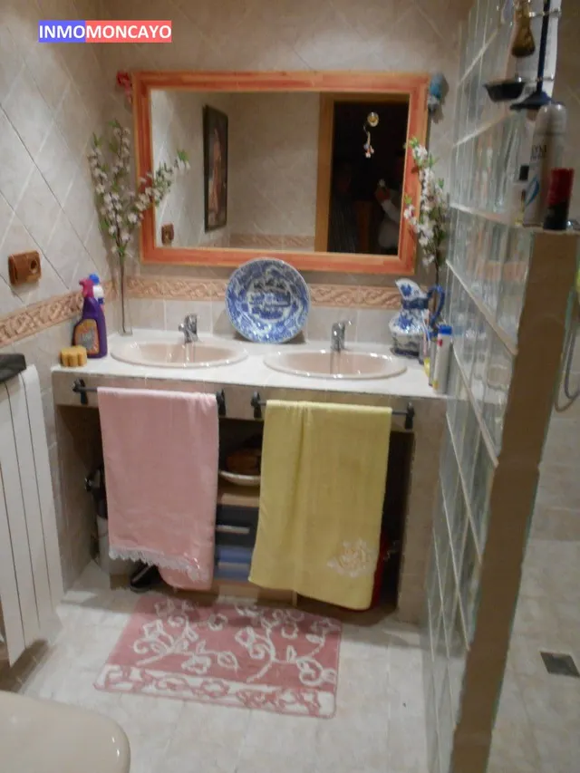 SE VENDE UNIFAMILIAR EN BORJA — 21