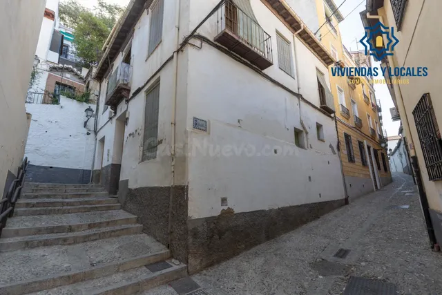 Edificio en venta completo junto a Gran Vía- Bajo Albaicín — 40