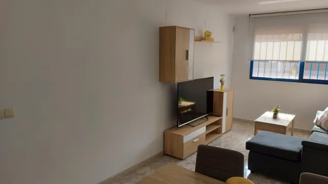 Excelente piso de 2 habitaciones con garaje y trastero en Al - foto 4