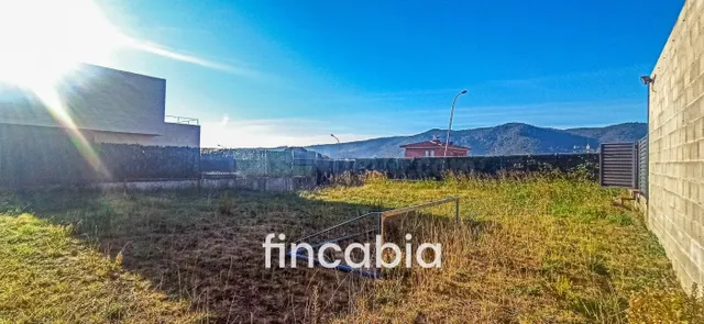 Terreno urbano de 400 m2 en venta en Santa Coloma de Farners - foto 4