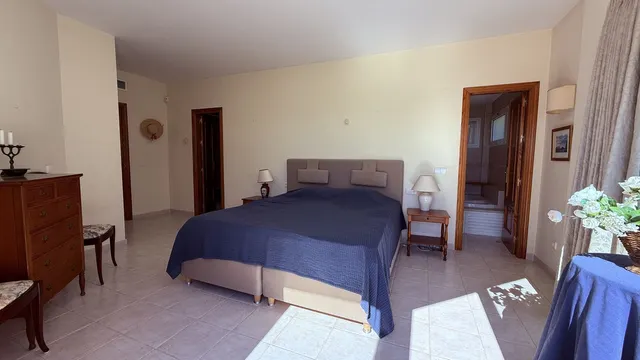 Chalet 4 habitaciones 236m² en venta - Centro — 16