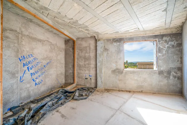 Edificio en María de la Salud en construcción. — 45
