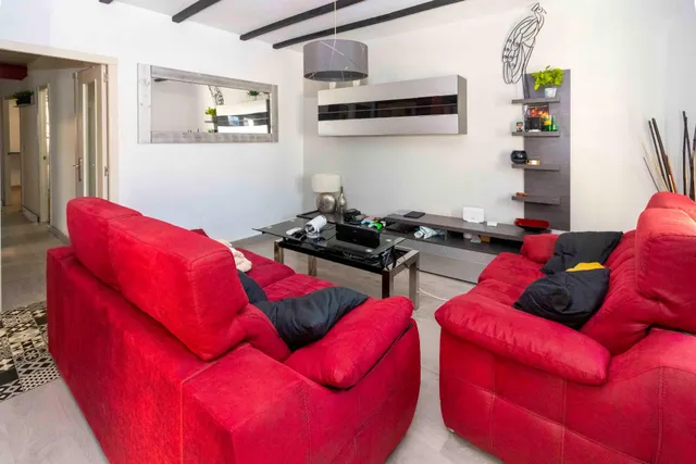 PISO CON ENCANTO EN EL CASCO ANTIGUO — 15