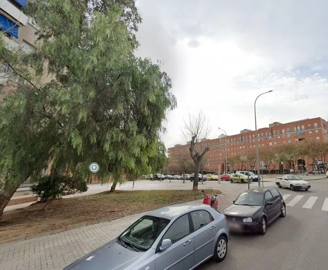 Se vende piso OKUPA en Francesc de Trabal en Sabadell (Barce - foto 2