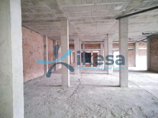 Venta de Local Comercial en Torro del Campo, Jaén. - foto 4