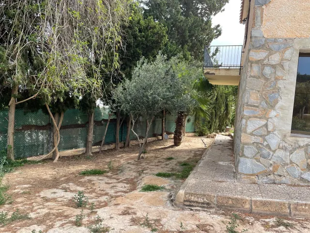 Casa con parcela en Los Balcones, Torrevieja. 5 dormitorios, 2 baños — 14