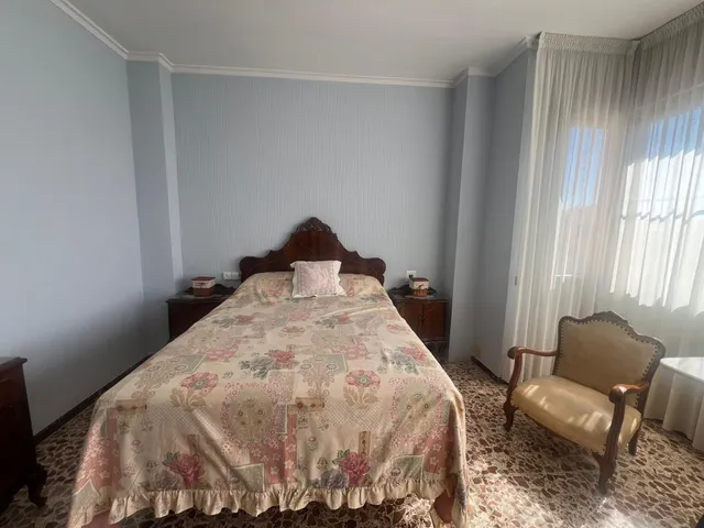 CASA EN EL CENTRO DE CAMARLES — 24