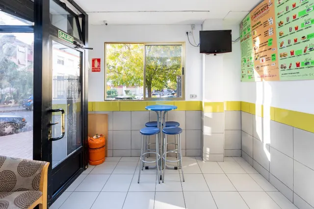 VENTA DE LOCAL EN URBANIZACION PARQUE NUEVA GRANADA (GRANADA) — 7