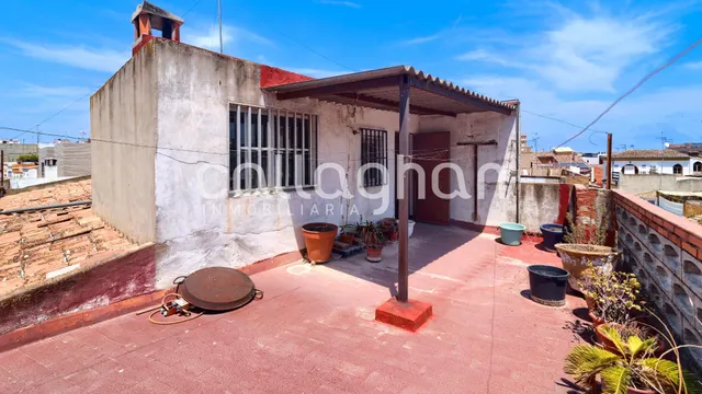 Se vende vivienda esquinera con múltiples posibilidades — 49