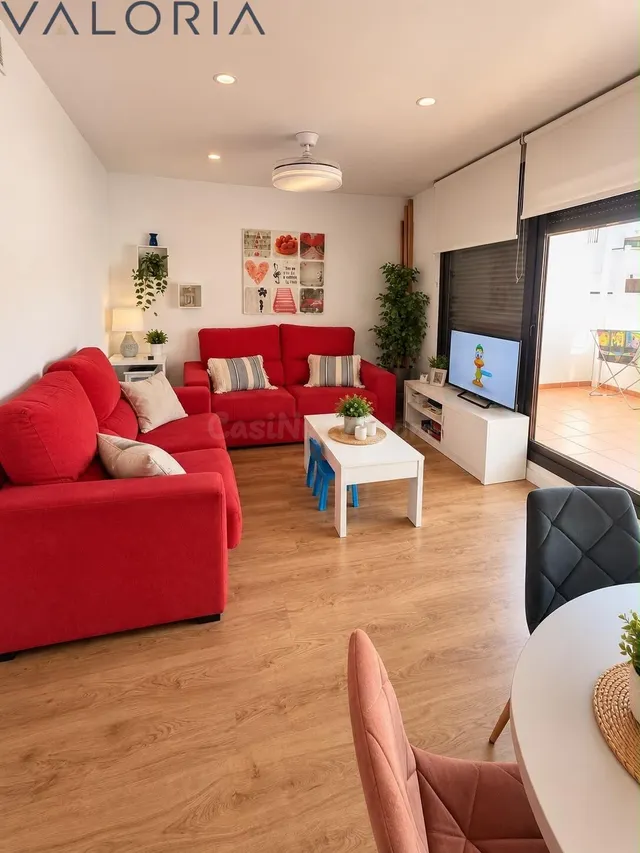 Apartamento con amplia terraza, garaje y trastero en Residen - foto 4