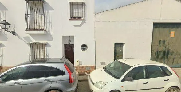 Se vende Casa Adosada OKUPADA en Calle Ejido 34 Villablanca, - foto 4