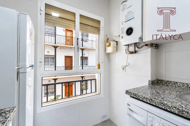 Piso de dos dormitorios, con ascensor y trastero (garaje opcional), en calle Pozo — 18