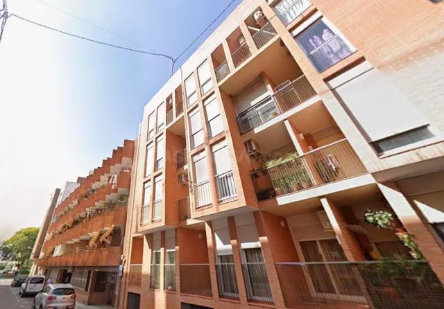Se vende piso CESIÑN DE REMATE en C/ CAÑADA MIGUEL HERNAND - foto 2