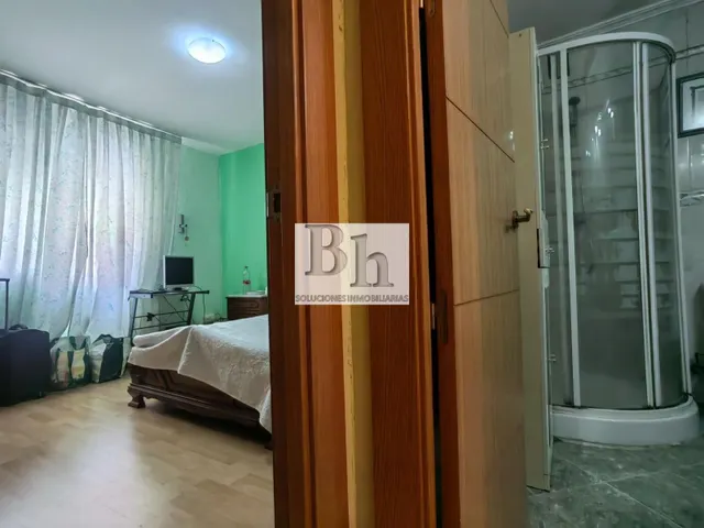 OPORTUNIDAD !!! EN VENTA PISO EN LA PAZ. — 22