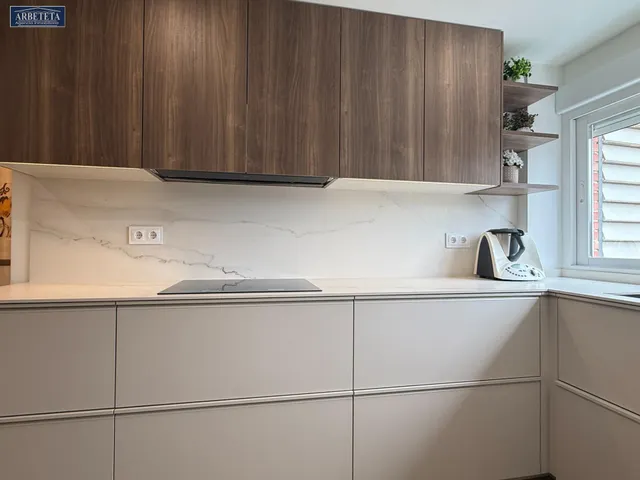 Inmobiliaria Arbeteta vende piso de cuatro dormitorios en zona Constitución — 9