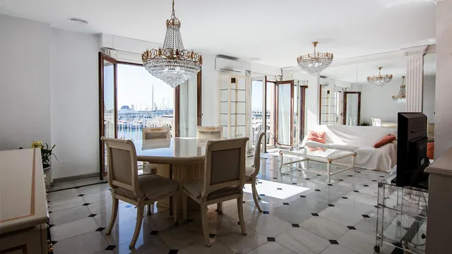 Piso con vistas al mar en La Marina de Valencia — 13