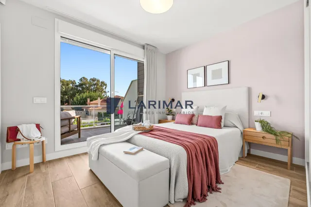 ✨ exclusiva propiedad en esquina con 393 m2 de parcela, piscina privada y energía solar en zona nou nazareth San Juan de Alicante — 43