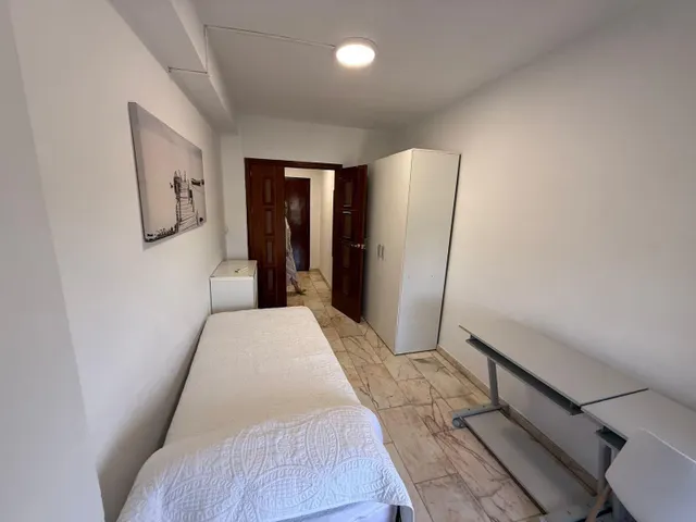 Espectacular Piso en el Corazón de Córdoba con Vistas Inigualables — 8