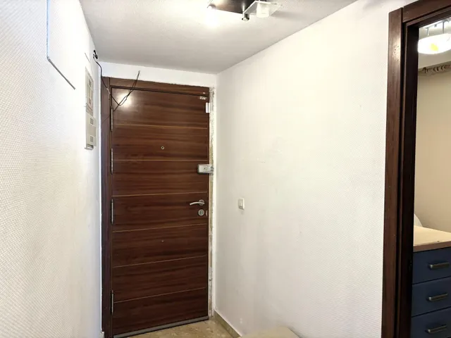 Apartamento moderno y espacioso en primera línea de mar junto a Playa del Cura. ¡3 dormitorios, 2 baños, balcón con vistas al mar (sureste) y piscina comunitaria! — 33