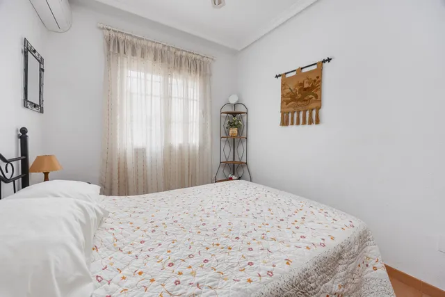 Exclusiva Villa con Jardin de ensueño en Los Dolses, a pasos de La Zenia Boulevard — 37