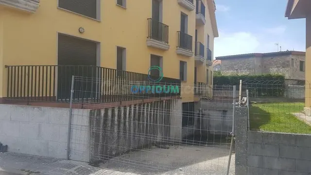 VENTA PLAZA DE GARAJE EN AGUIÑO, RIBEIRA — 2