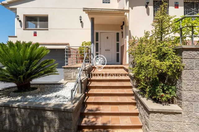 Casa independiente con jardín y piscina en Mas Alba - foto 3