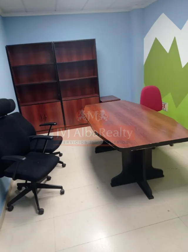 ESPECTACULAR LOCAL EN VENTA O ALQUILER EN ZONA INDUSTRIA — 12