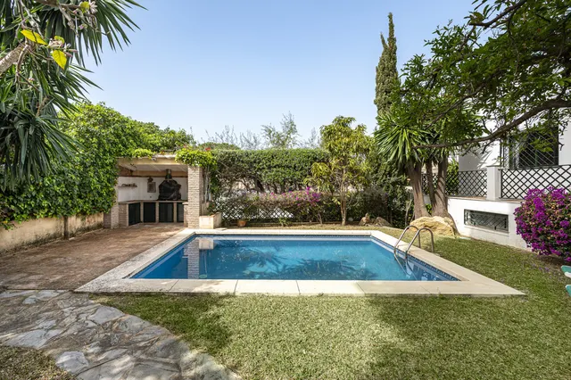 Chalet 4 habitaciones 682m² en venta - Marbella - foto 2