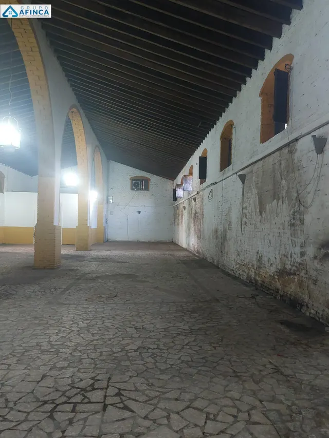 Bodega a la venta de 800 metros cuadrados — 10
