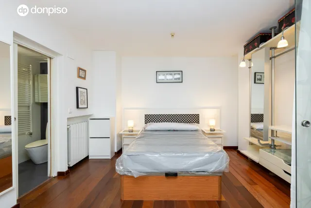 Apartamento tipo loft con garaje incluido y piscina en zona Parque Lagos — 16