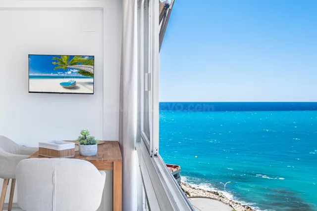 SE VENDE APARTAMENTO CON VISTAS AL MAR - foto 3