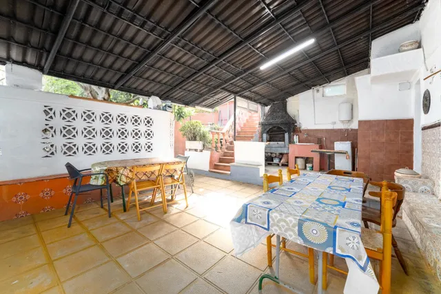 Finca rústica con casa terrera y vistas al mar en tierra del trigo, los silos — 18