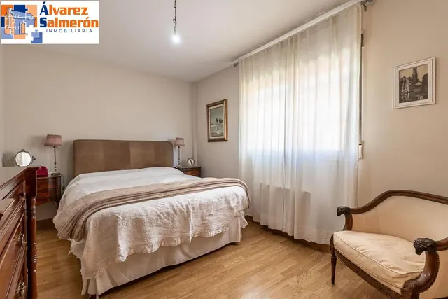 Casa pareada con piscina y vistas despejadas en Huétor Vega — 25
