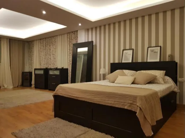 Villa con piscina privada, Alicante, Torrevieja. 6 habitaciones | 350 m2 | A 3 kilómetros del mar — 26