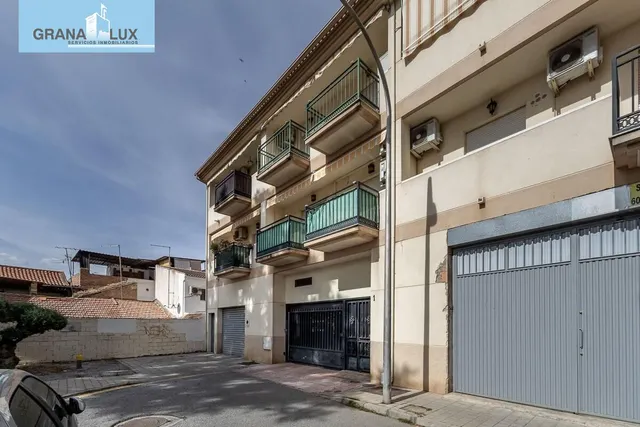 Piso en venta en Santa Fe con garaje y terraza. — 27