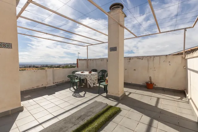 Piso de 3 habitaciones sin ascensor en venta en Peligros — 31