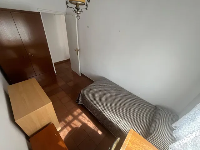 SE ALQUILA PISO EN ULÍA — 17