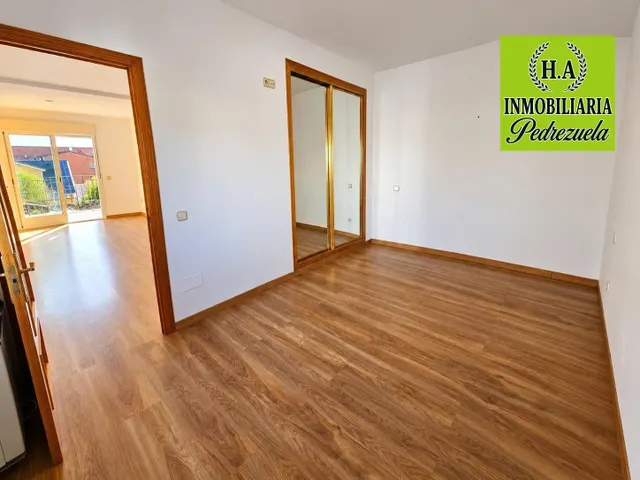 APARTAMENTO CON TERRAZA EN PEDREZUELA !!! — 13