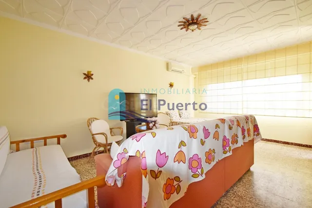 VIVIENDA DE 2 PLANTAS Y AMPLIA PARCELA EN ISLA PLANA - REF 1 - foto 5