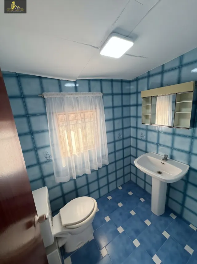 Magnífica casa de 4 dormitorios con gran patio trasero en Guadalcacín — 8