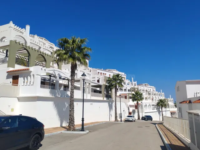 Coqueto y moderno piso en Xeresa del Monte. - foto 5