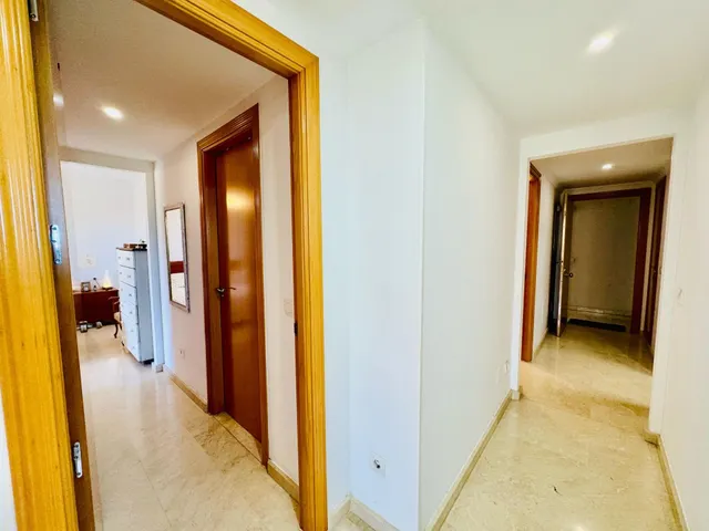 Piso en venta en Calle María de las Mercedes — 17