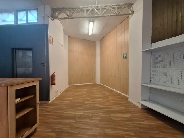 ¡LOCAL COMERCIAL EN ALQUILER EN PATRAIX! — 6