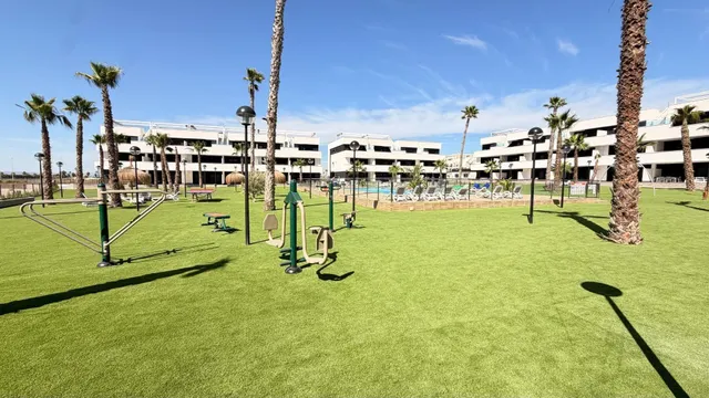 Ático turístico en la Costa Blanca: disfrútelo hasta 4 meses al año y genere ingresos el resto del año — 49