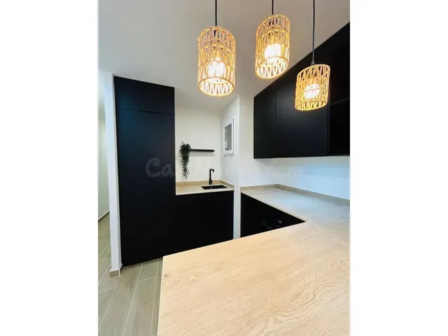 Venta de Piso 3 Dormitorios 3 Baños — 5