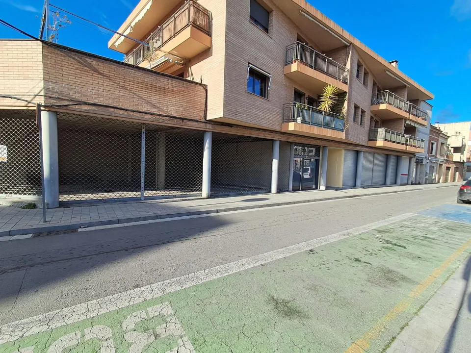 Local comercial en alquiler Igualada - poble sec