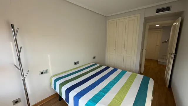 ¡Ático duplex con Terraza, Piscina y Pista de Padel en Maestro Rodrigo! — 31