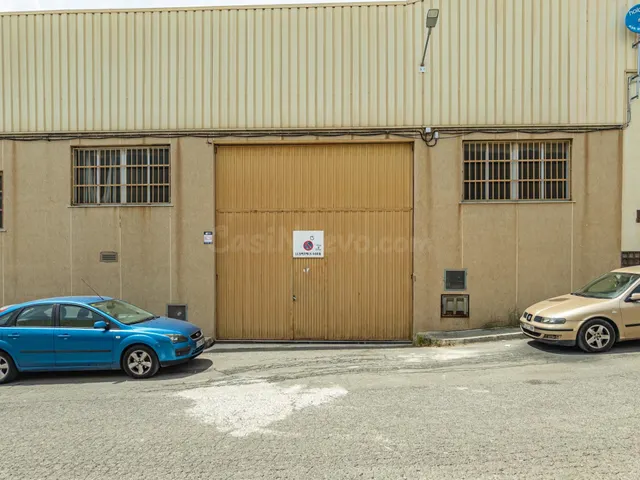 Amplia Nave Industrial en Polígono Norte de Castellón - Opor - foto 3