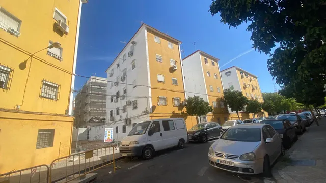 PISO EN LOS PAJARITOS — 18