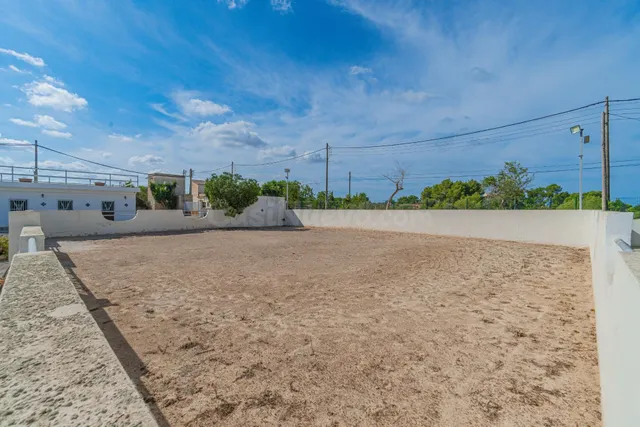Finca rústica con campo de hípica y licencia de hostelería - foto 3